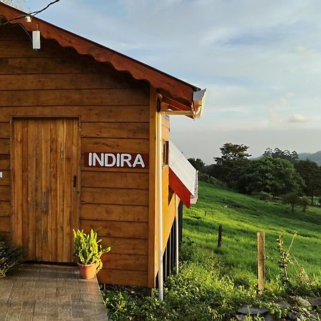 Cabana Indira Monteverde ภายนอก รูปภาพ