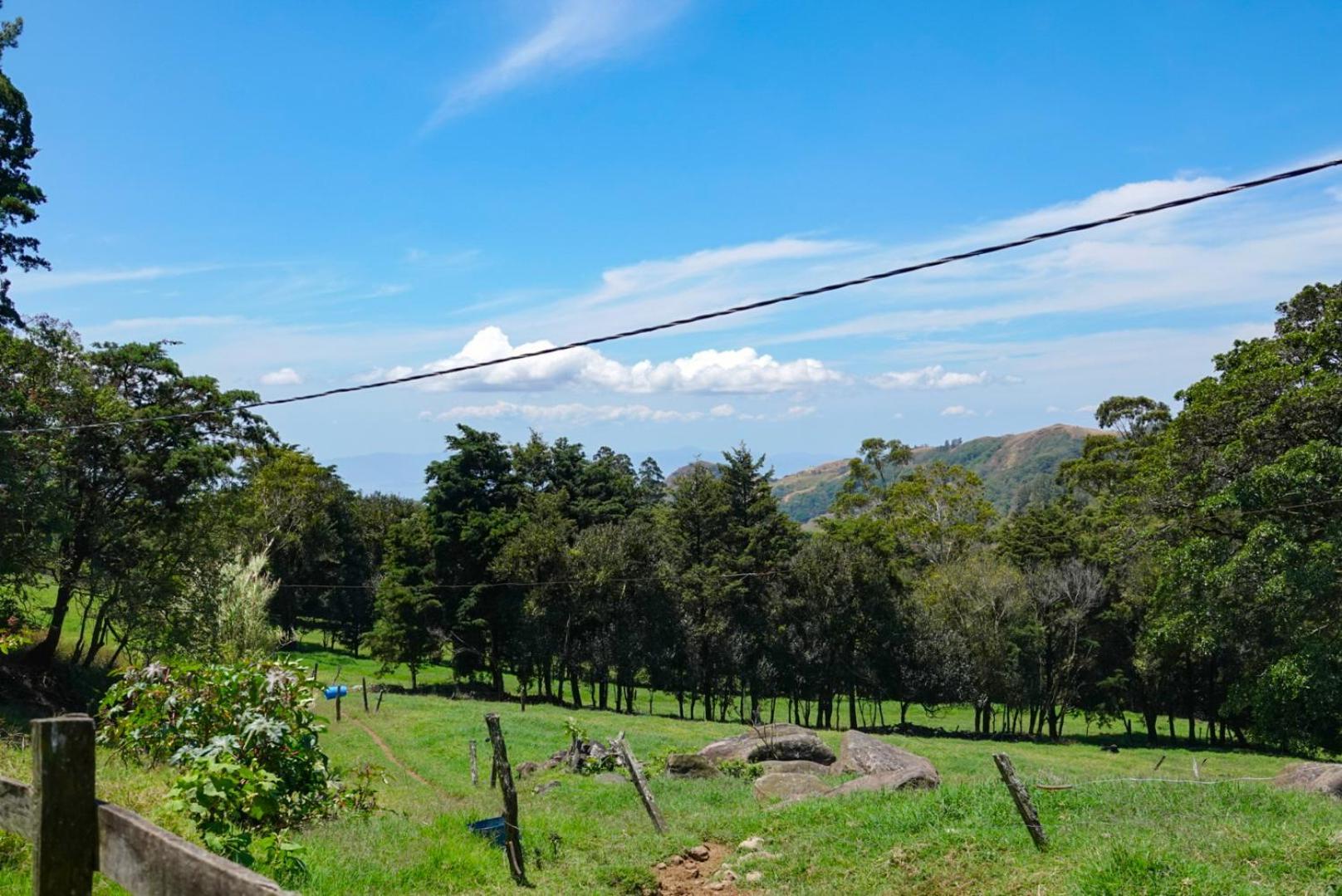 Cabana Indira Monteverde ภายนอก รูปภาพ