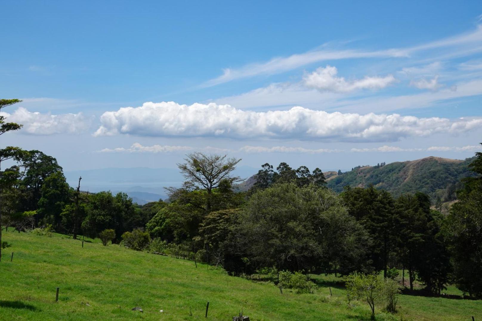 Cabana Indira Monteverde ภายนอก รูปภาพ