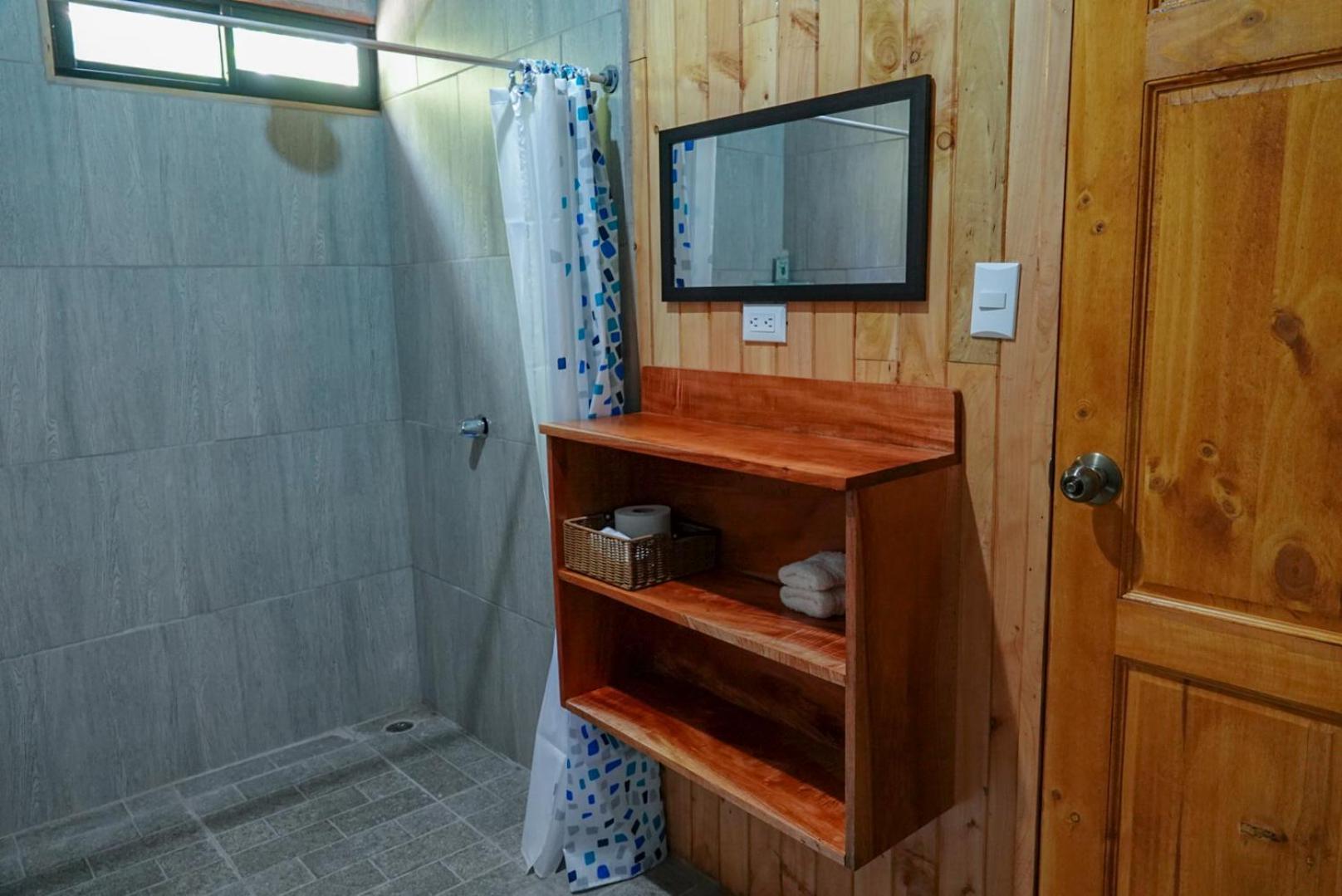 Cabana Indira Monteverde ภายนอก รูปภาพ