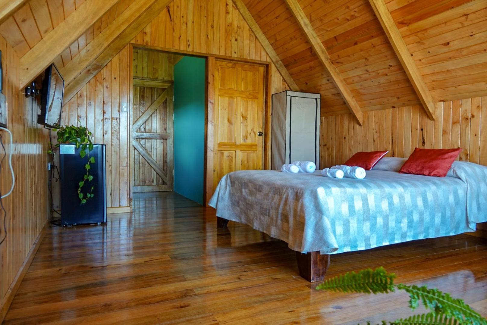 Cabana Indira Monteverde ภายนอก รูปภาพ